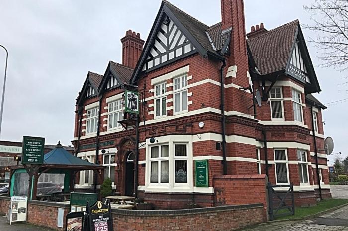 The Railway Hotel Nantwich Exterior photo
